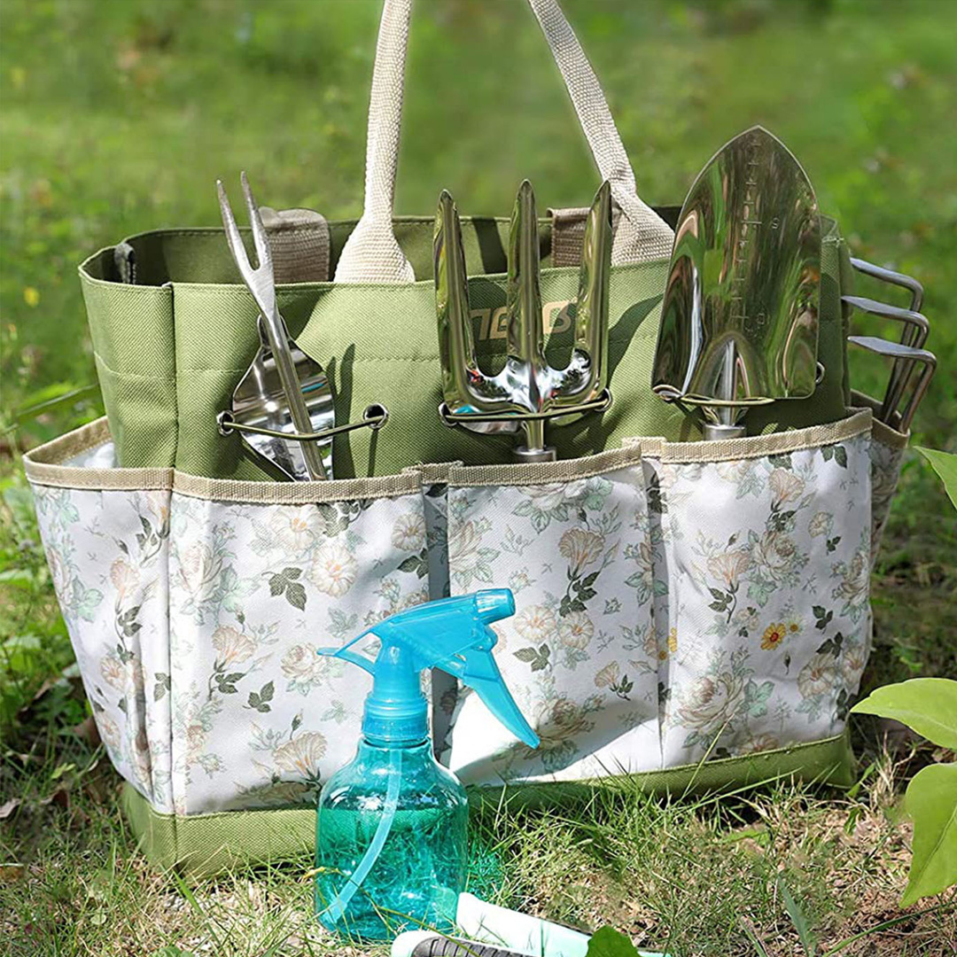 Stainless steel garden tool set with wooden handle